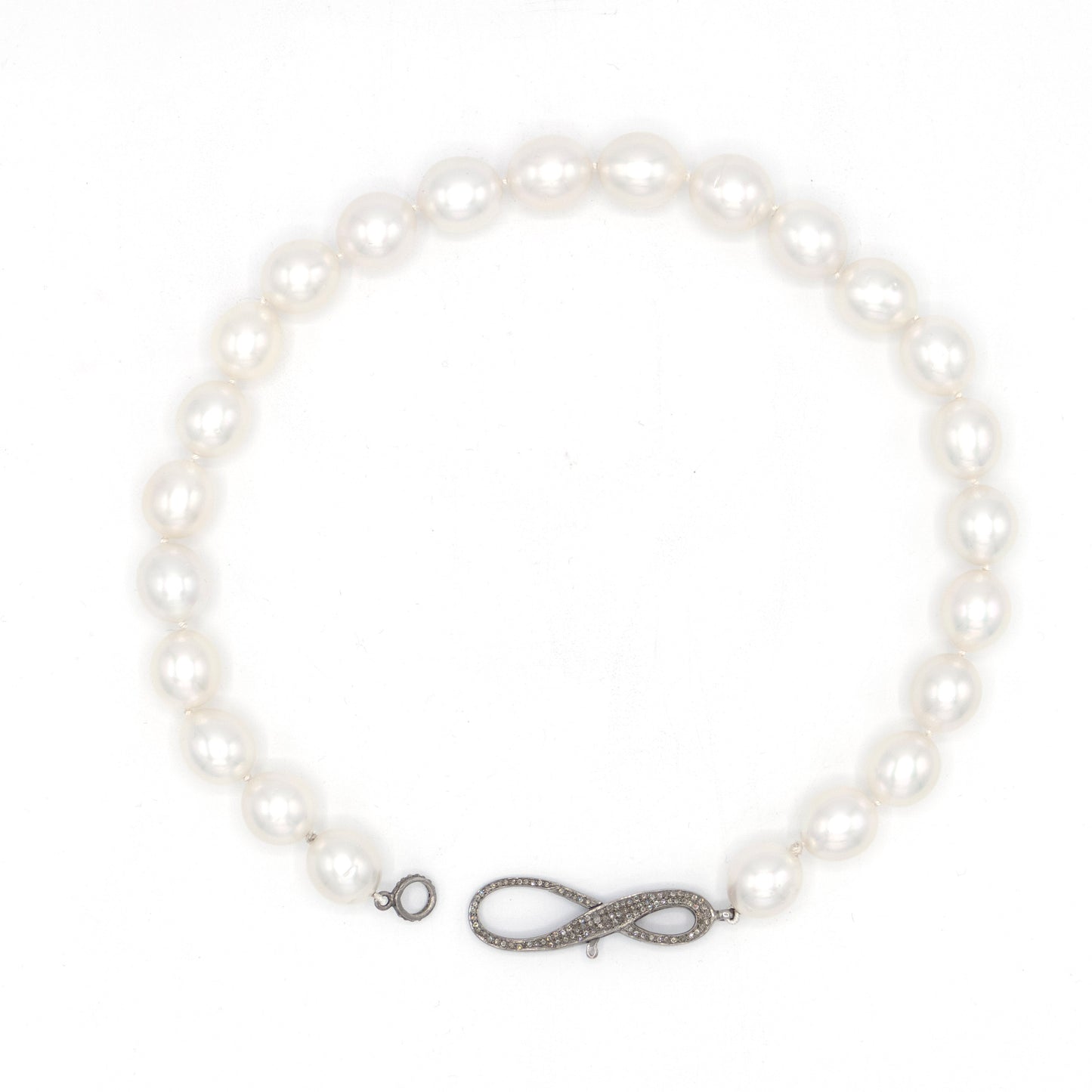 South Sea Pearls With Diamond Clasp Necklace